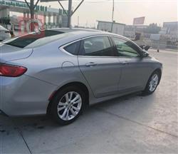 Chrysler 200
